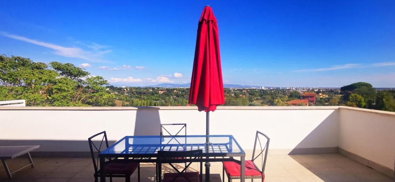 Apartamento Cosy Penthouse Loft With Stunning View Roma Exterior foto