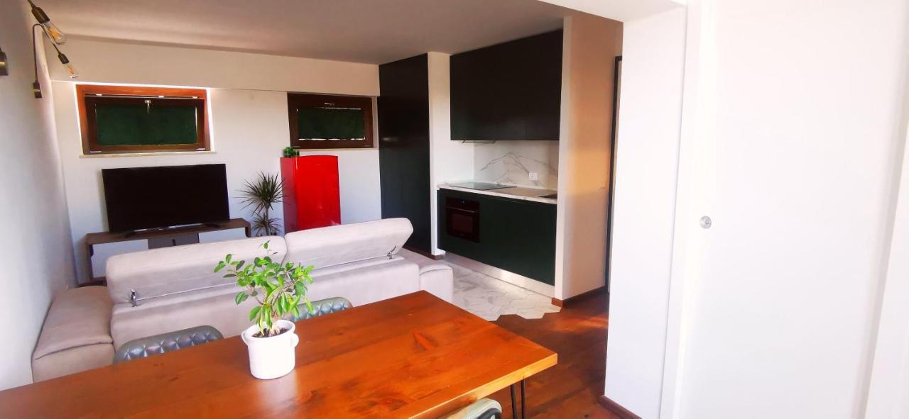 Apartamento Cosy Penthouse Loft With Stunning View Roma Exterior foto